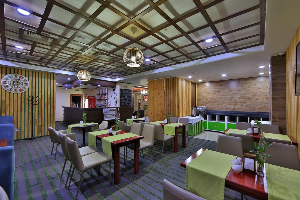 Green City Hotel 비슈케크 외부 사진